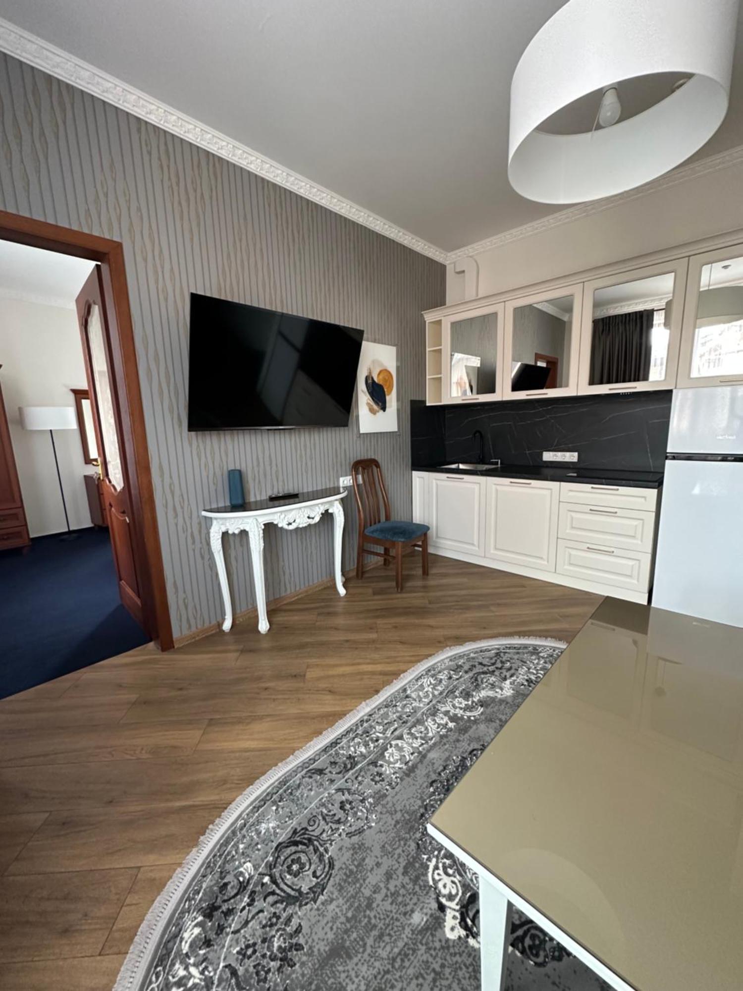 Hotel Villa Sofia Trouskavets Extérieur photo