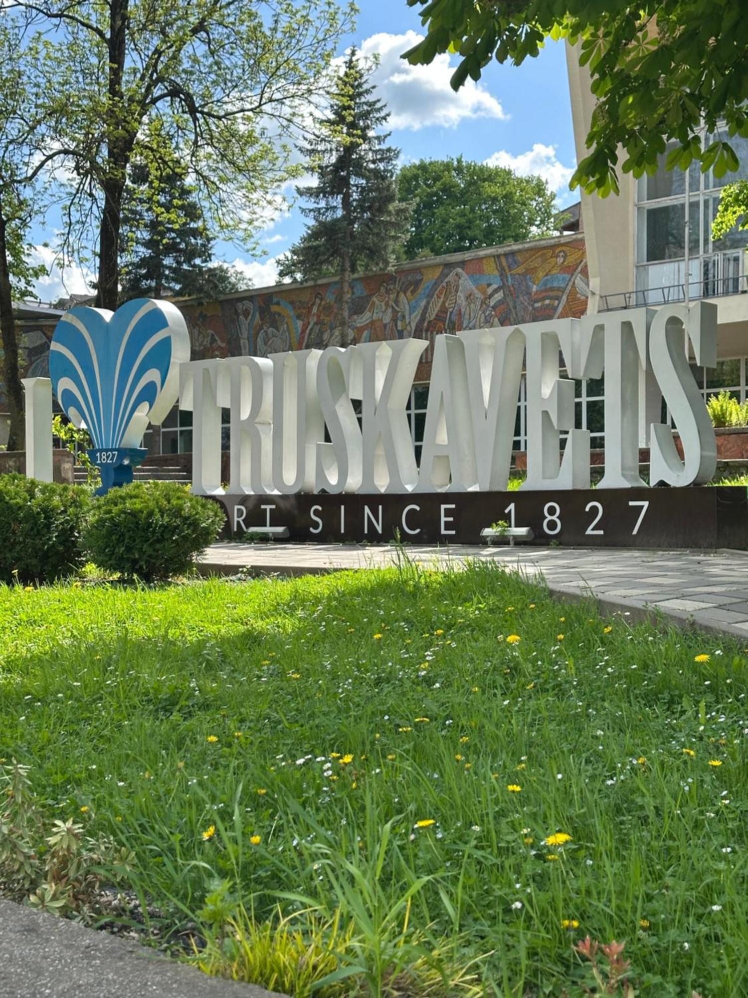 Hotel Villa Sofia Trouskavets Extérieur photo